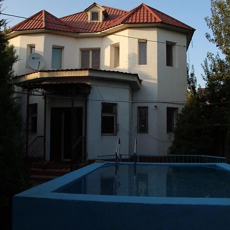 Dream Hostel Shymkent Exterior foto